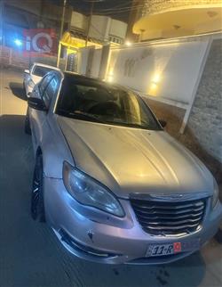 کرایسلەر 200